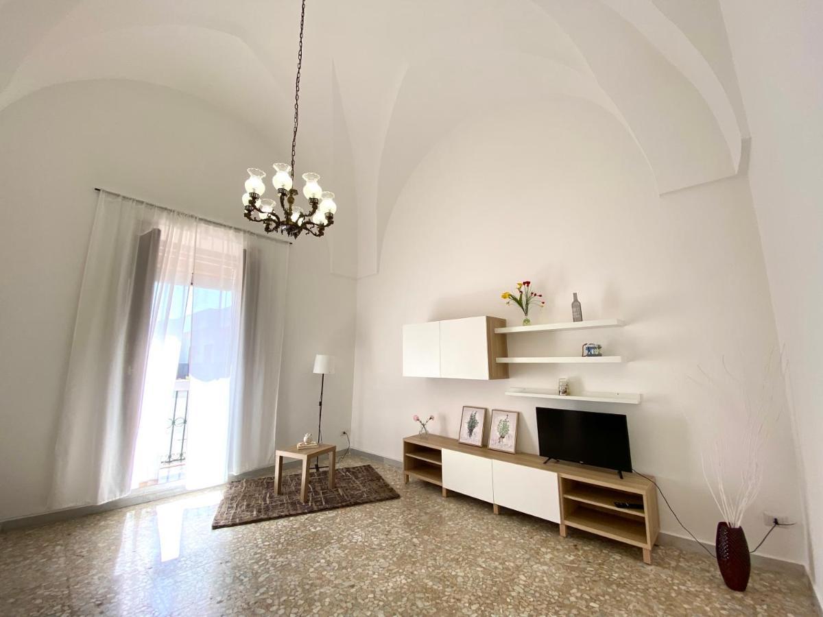 Apartamento La Casa Di Nina Surano Exterior foto