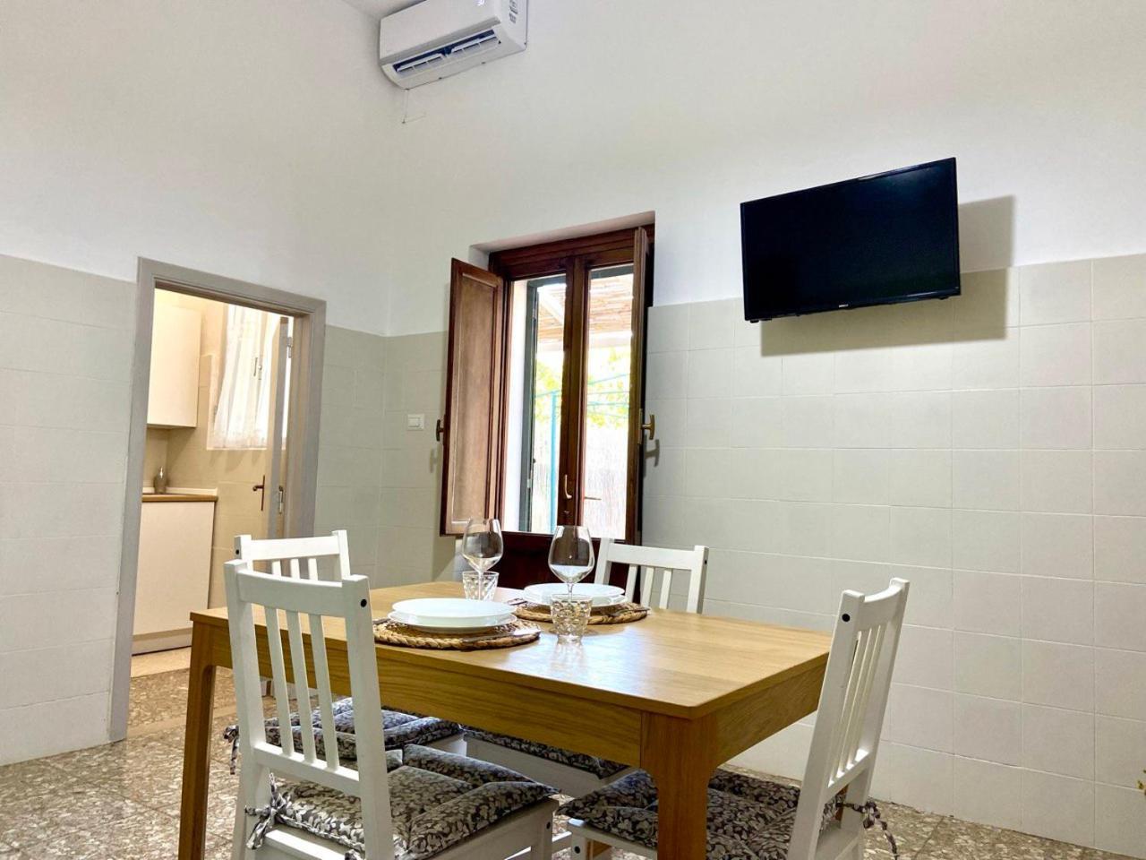 Apartamento La Casa Di Nina Surano Exterior foto