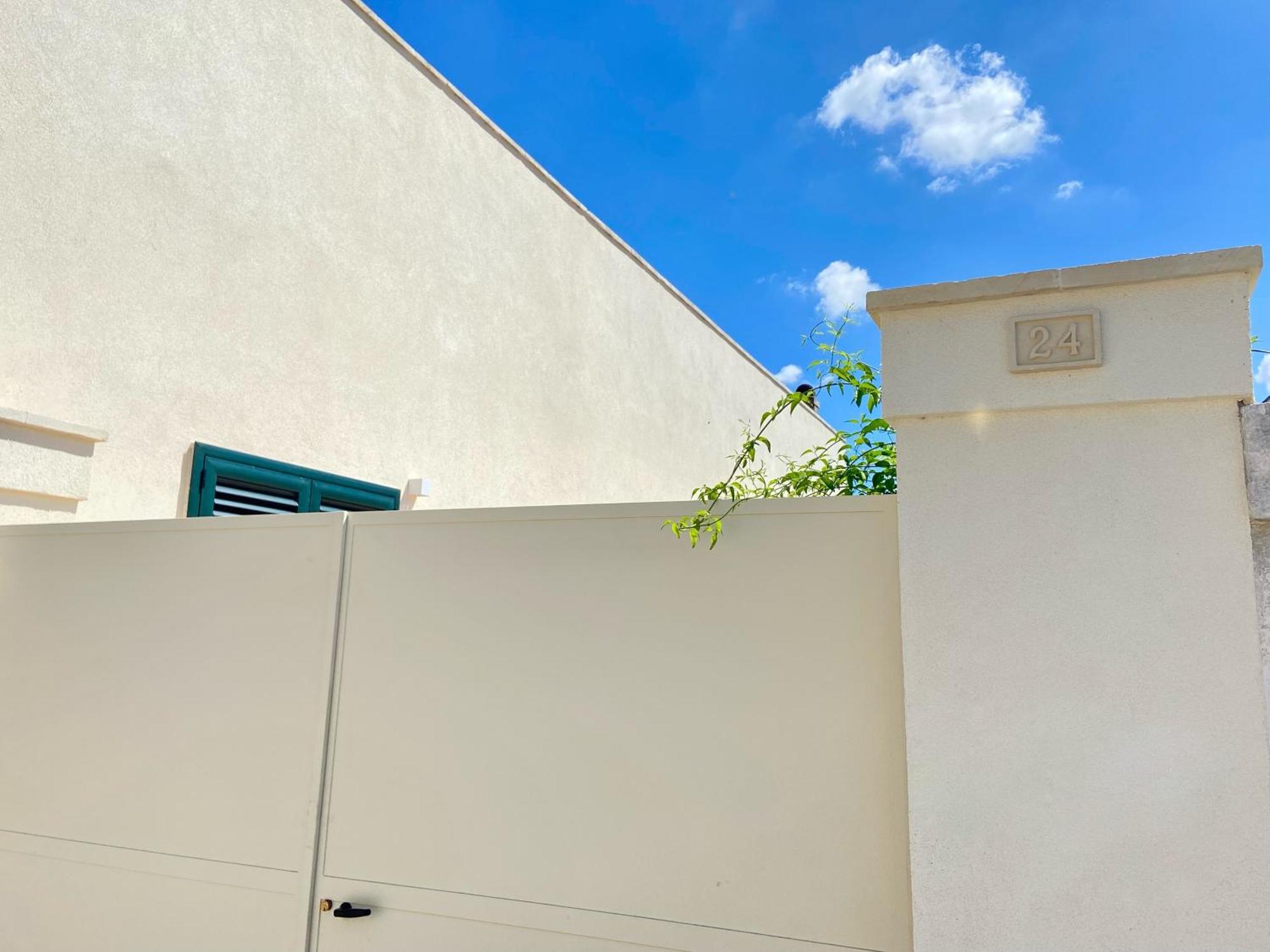 Apartamento La Casa Di Nina Surano Exterior foto